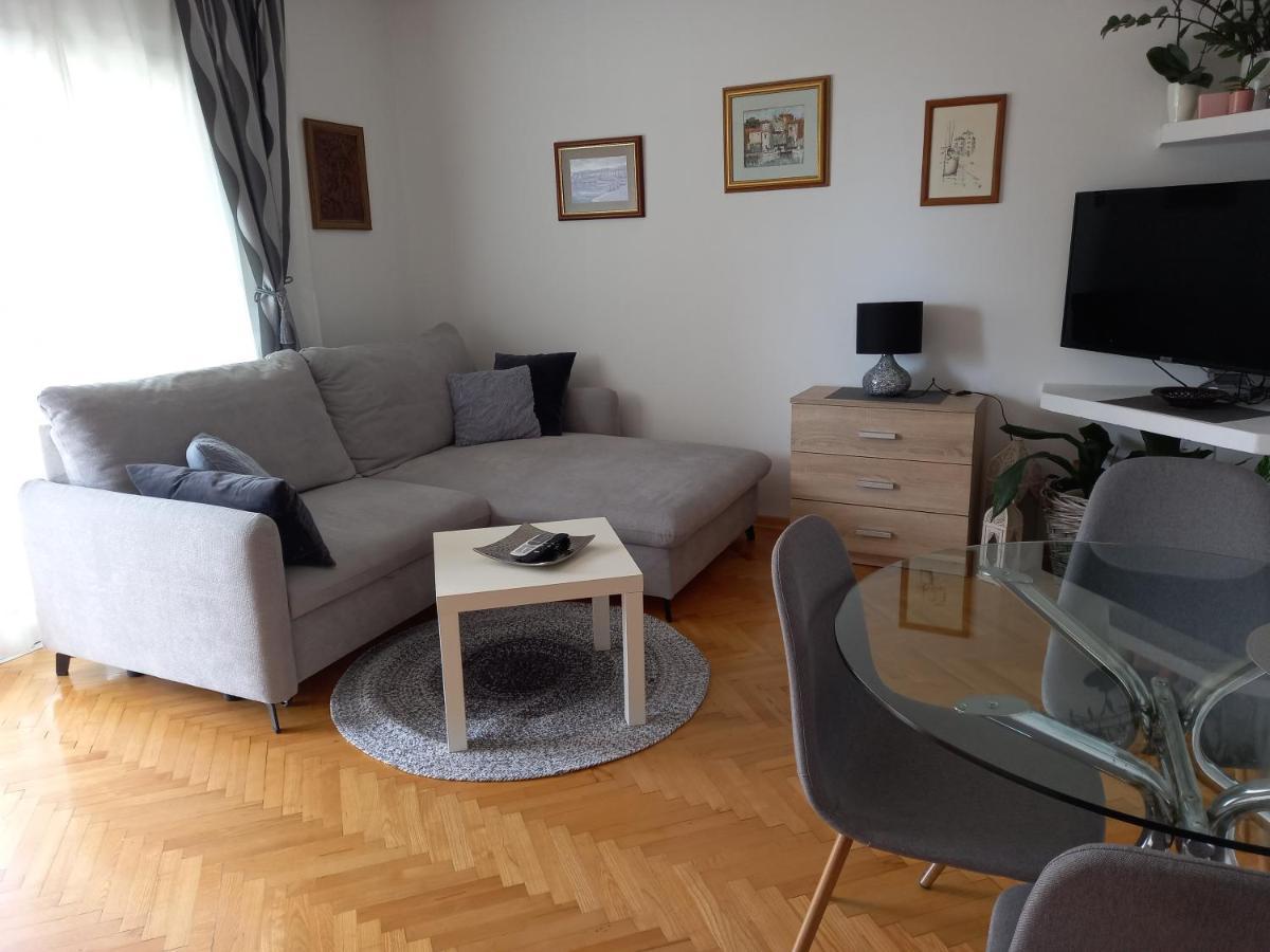 Apartments Anita ツリクヴェニツァ エクステリア 写真