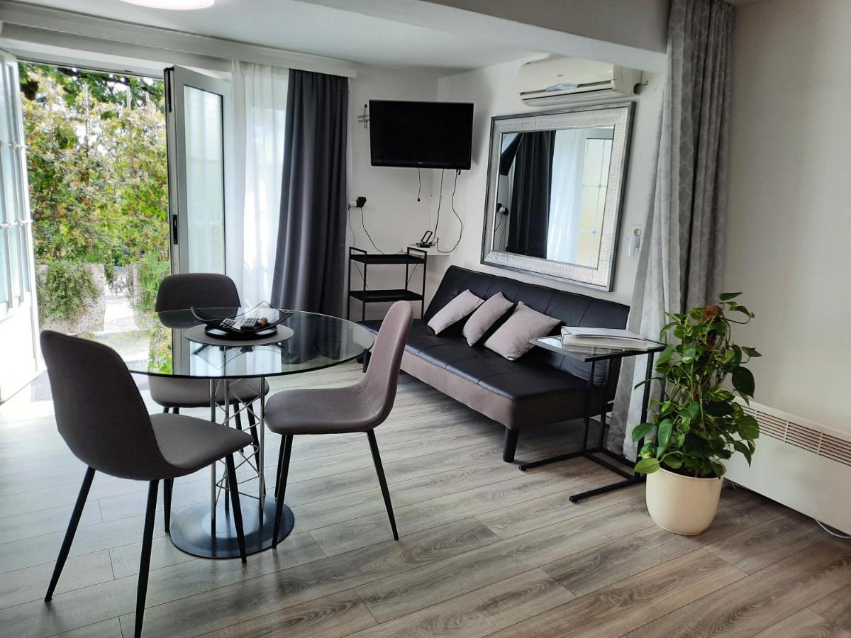 Apartments Anita ツリクヴェニツァ エクステリア 写真